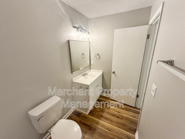 Building Photo - 4702 Old Spartanburg Rd