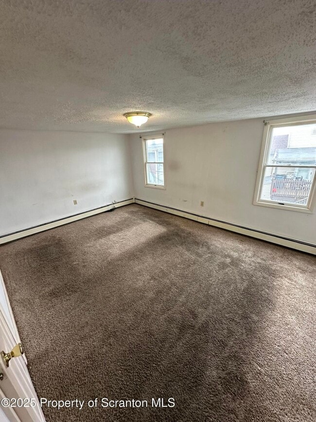 Building Photo - 704 Hazle St