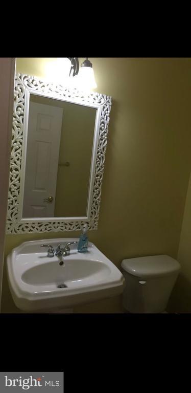 Building Photo - 8212 Calm Pond Ct