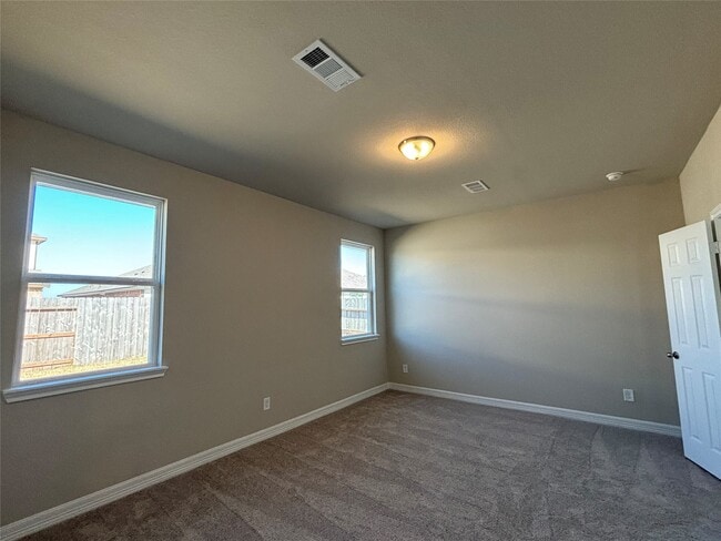 Building Photo - 2913 Clf Rdg Ln