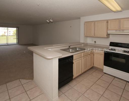 Building Photo - 14037 Fairway Island Dr