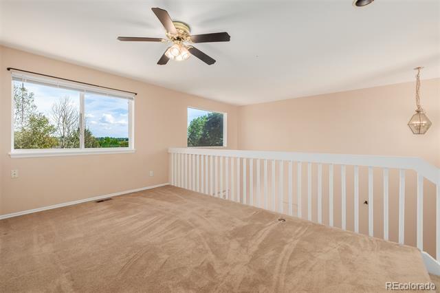 Building Photo - 9688 Queenscliffe Dr