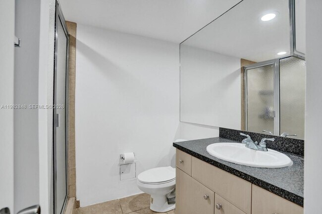 Building Photo - 5600 Collins Ave