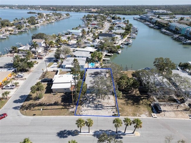 Building Photo - 717 E Gulf Blvd