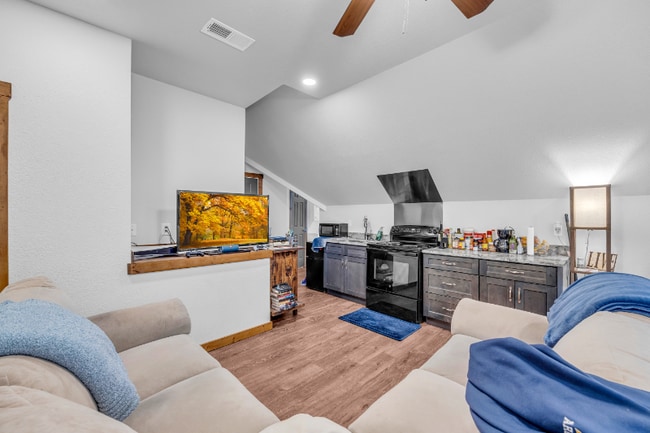 Building Photo - 54 Spring Creek Ct