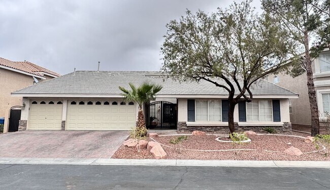 Primary Photo - Gorgeous 1 Story Home in Gated Community