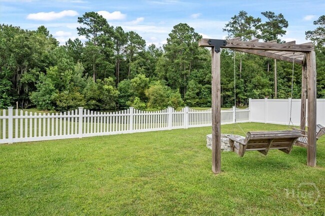 Building Photo - 4 Gardenia Dr