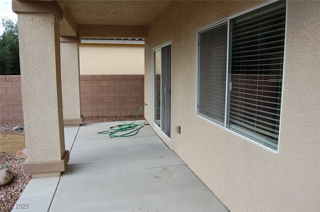 Building Photo - 4775 Lorenzo Way