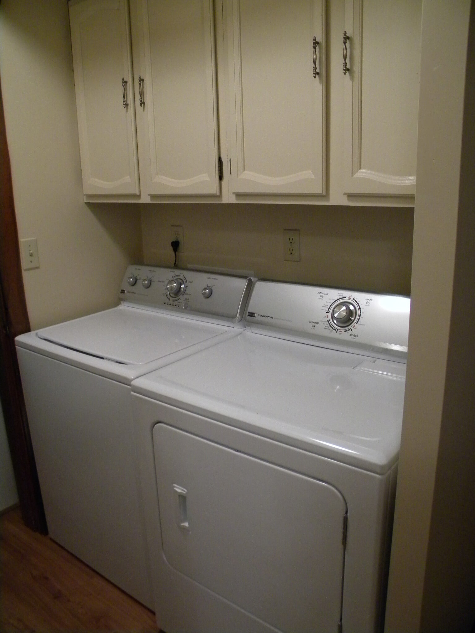 Full size washer and dryer - 511 E 3rd St