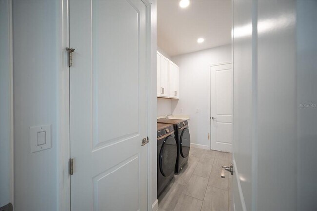 Building Photo - 11673 Rolling Falls Bnd