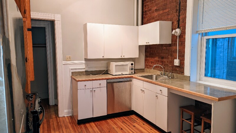 Building Photo - 544 Madison Ave