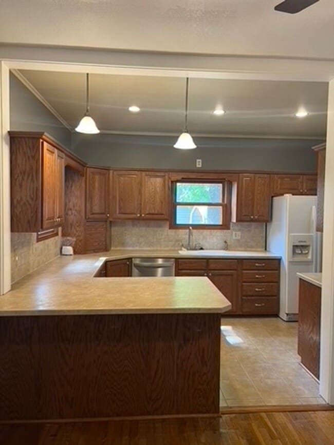 Building Photo - Discover Timeless Charm: Enchanting Historic Home in a Picturesque Small Town