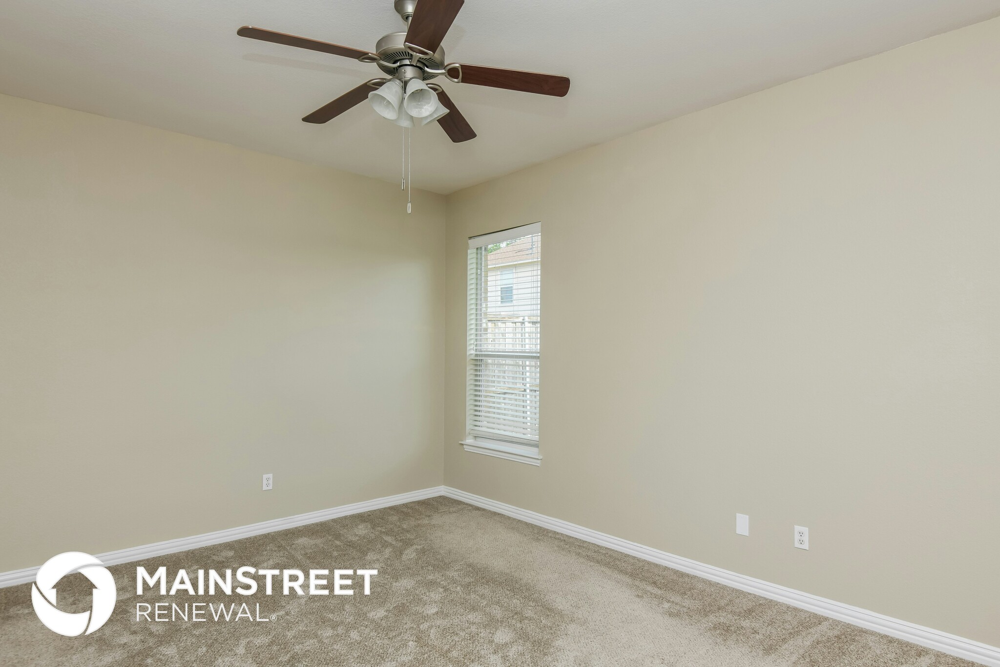 Building Photo - 297 Edison Ln