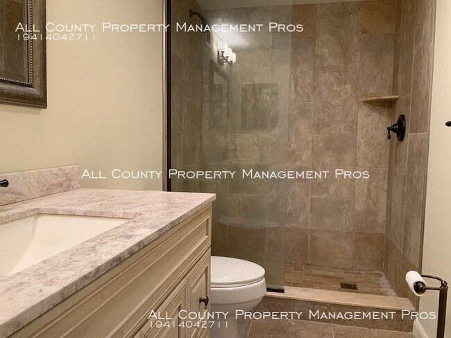 Building Photo - DOWNTOWN PENTHOUSE CONDO WITH CITY VIEW
