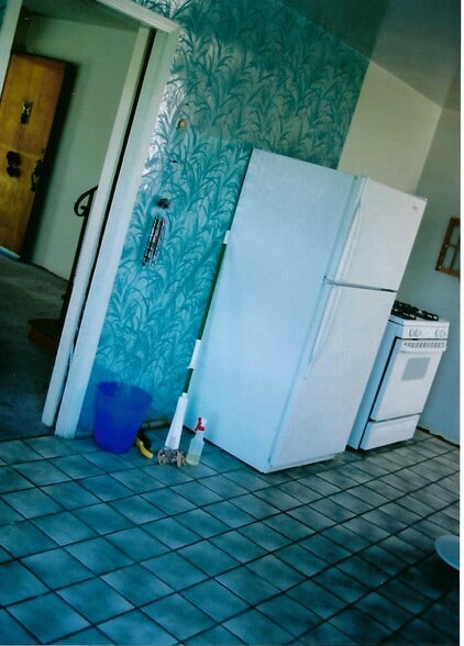 Building Photo - 2800 Roosevelt Ave