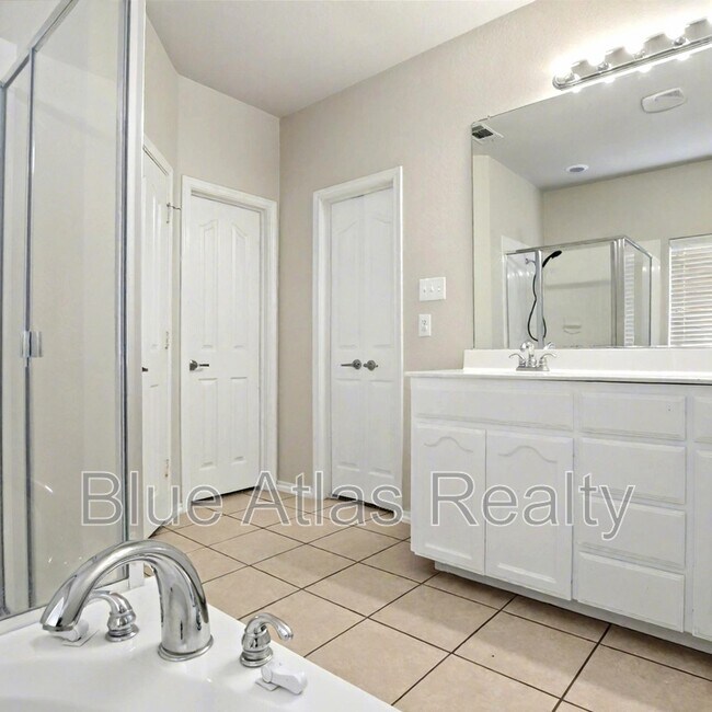 Building Photo - 6120 Amberjack Trail