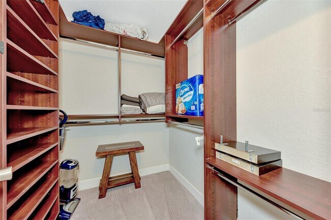 Building Photo - 1894 Loma Linda St