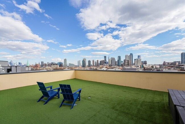 Building Photo - 333 Newark Ave