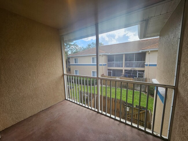 Building Photo - 13216 Villa Vista Dr
