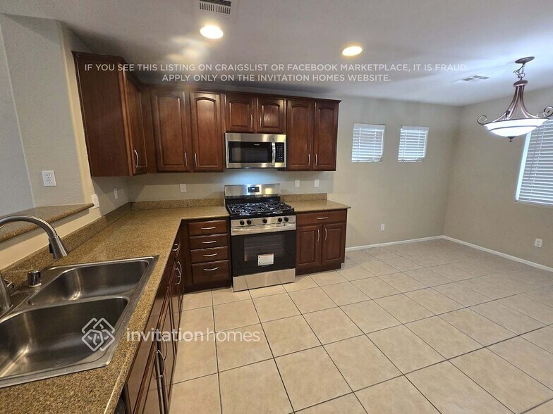 Building Photo - 908 Eric Stocken Ave