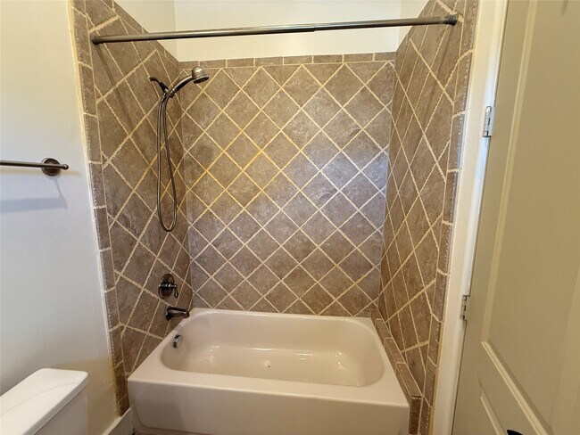 Building Photo - 4606 Austin St