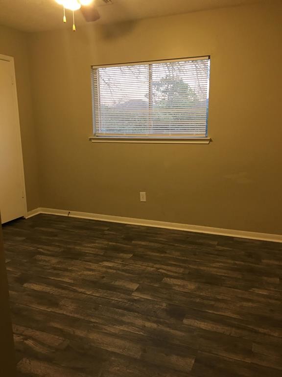 Building Photo - 2715 Abbey Field Dr