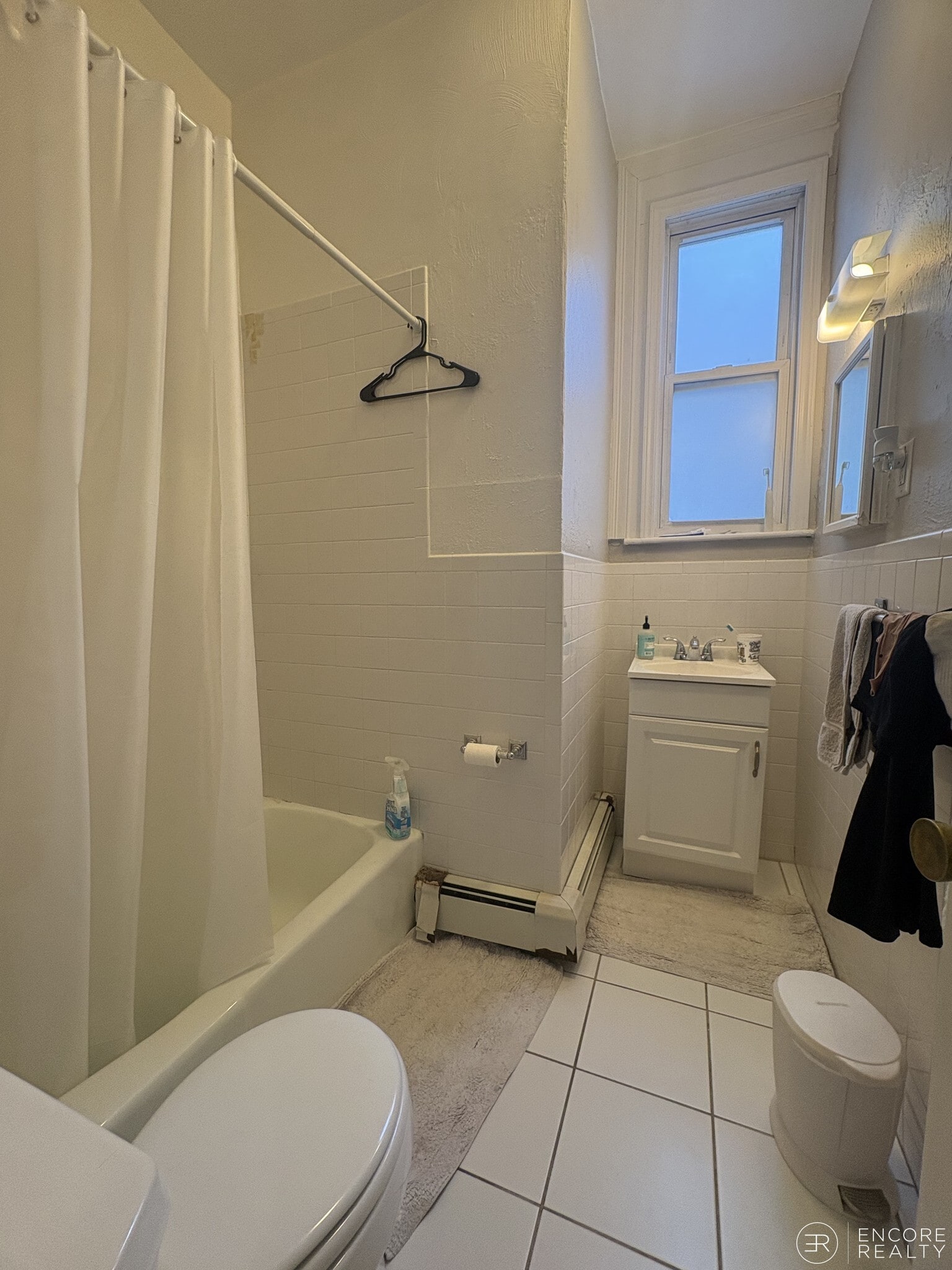 Building Photo - 63 Dana St