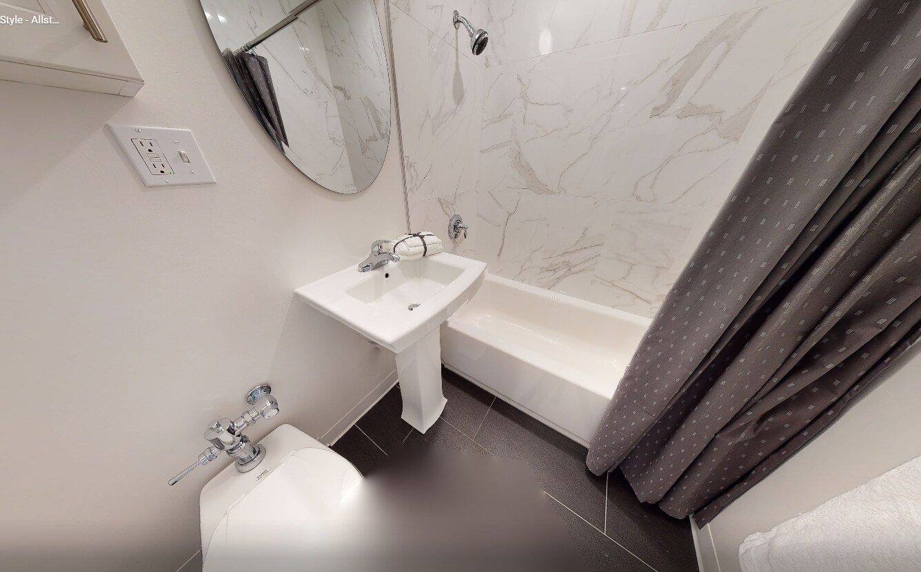 Building Photo - 63 Gordon St