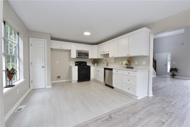 Building Photo - 1575 Watercrest Cir