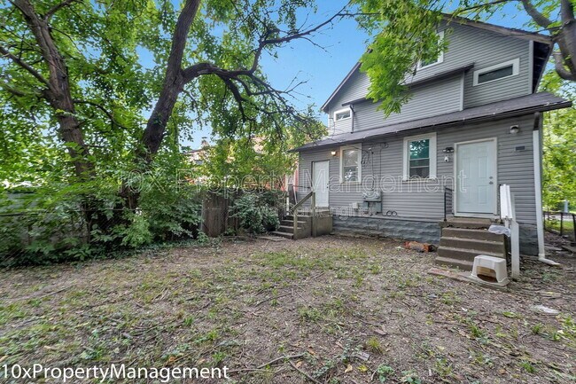 Building Photo - 1127 McAllister Ave