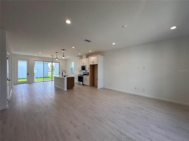 Building Photo - 12899 Westhaven Oak Dr