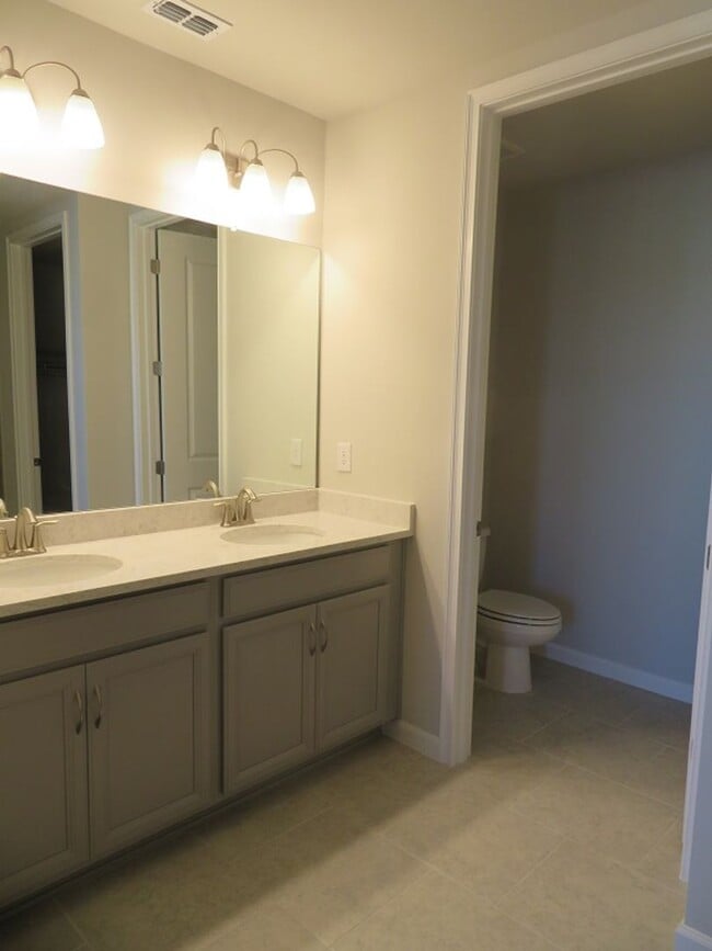 Building Photo - 4709 Arboretum Cir