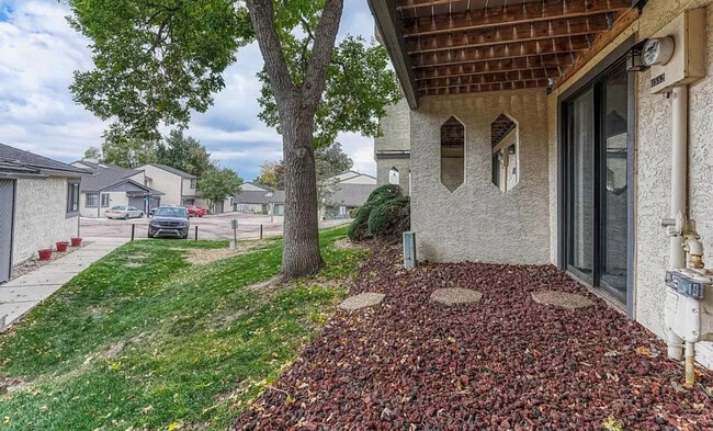 Building Photo - 4552 Castlepoint Dr