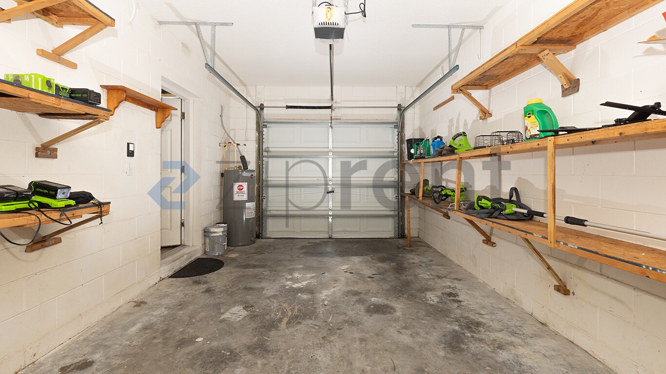 Building Photo - Unit