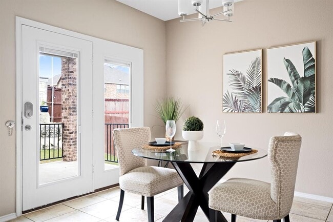 Building Photo - 7300 Ondantra Bnd