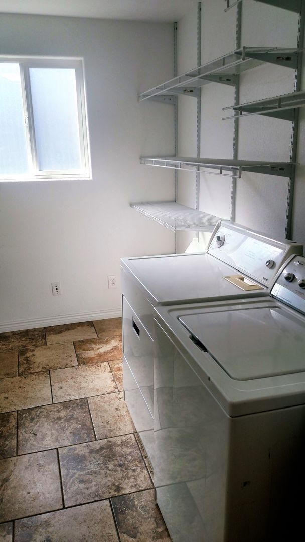 Building Photo - 1 Bedroom 1 Bathroom House For Rent