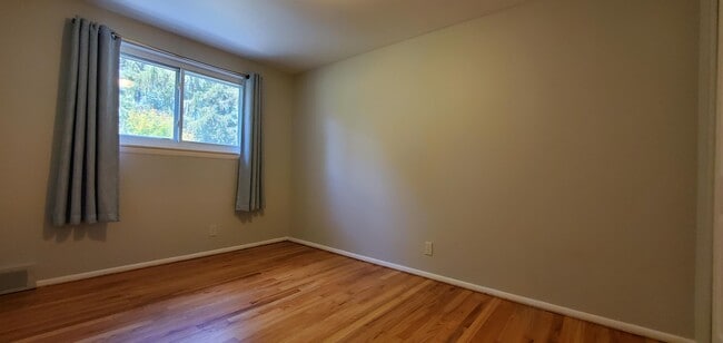 Building Photo - 1478 Kingwood St