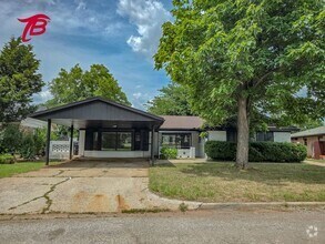 Building Photo - Charming 4-Bedroom Home with Spacious Yard