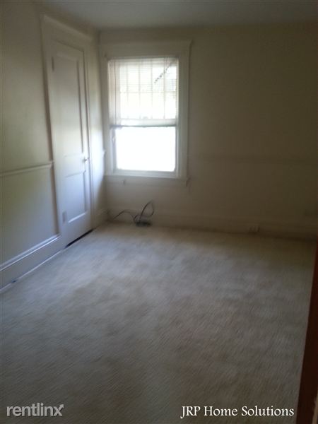 Building Photo - 306 Ellery Ave