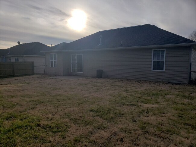 Building Photo - Great South East Location...East Battlefield & 65 Area