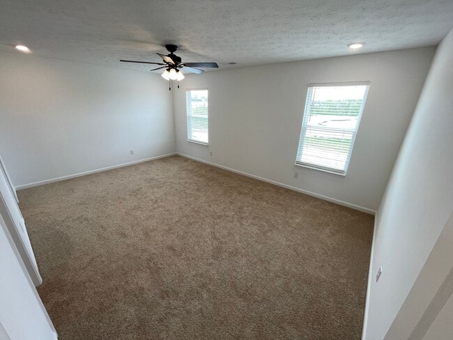 Building Photo - East Jefferson County New Home For Rent