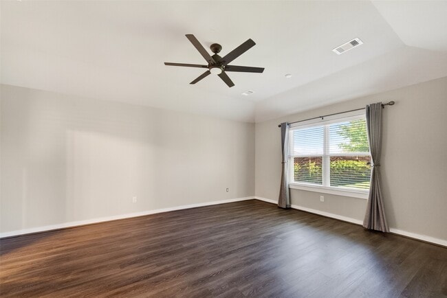 Building Photo - 12322 Sabine Point Dr