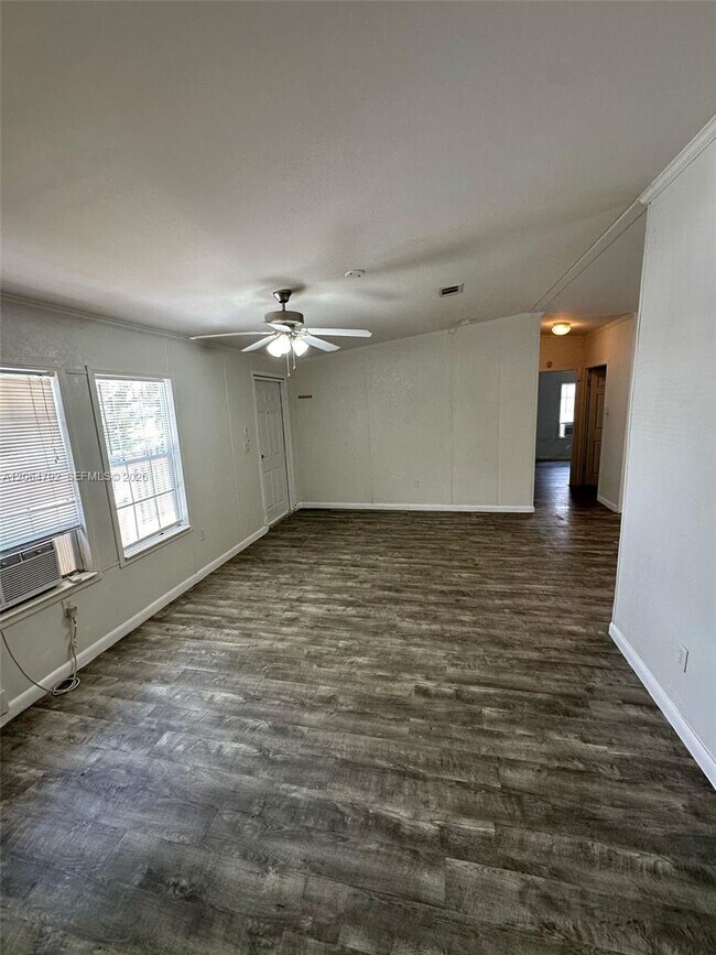 Building Photo - 11832 Leeward Pl
