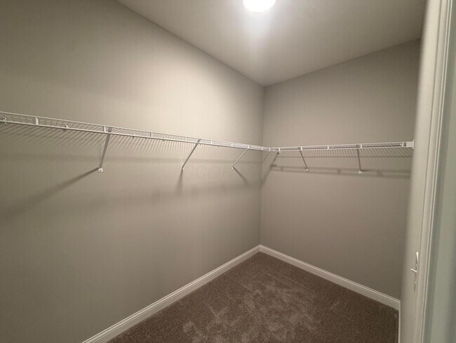 Building Photo - 9630 Lennon Ln