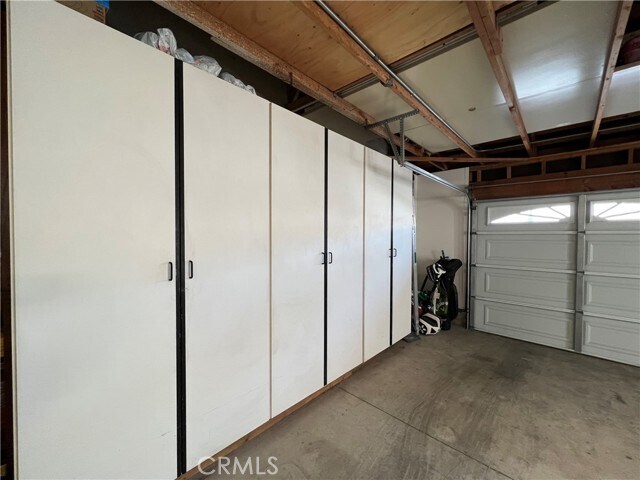 Building Photo - 5 Coldstream