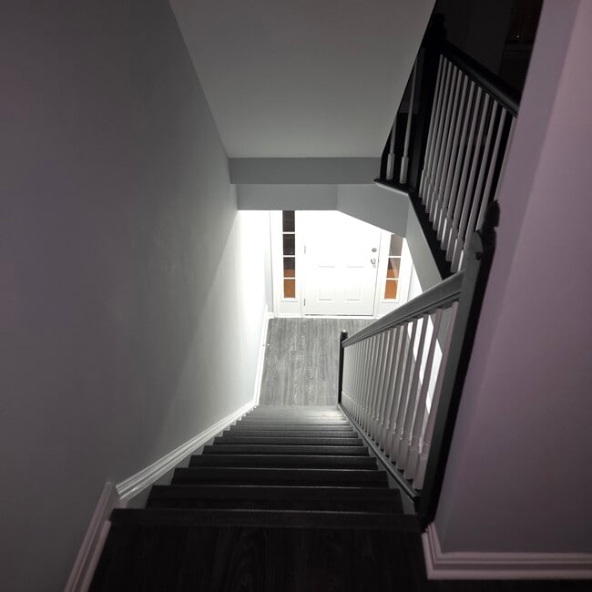 Building Photo - 13906 Ascott Dr