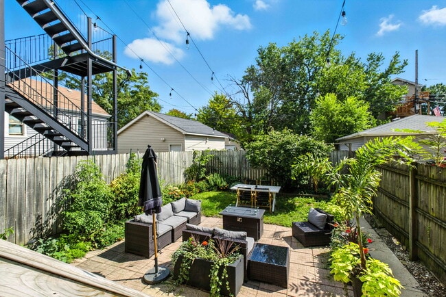 Building Photo - 1413 N Campbell Ave