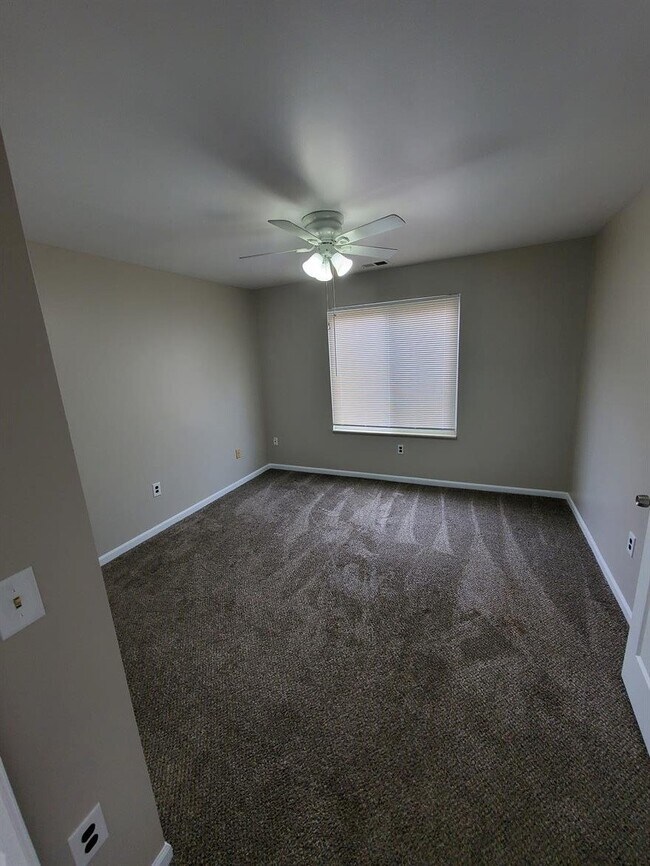 Building Photo - Updated 2 Bedroom, 2 Full Bathroom Ranch 1...