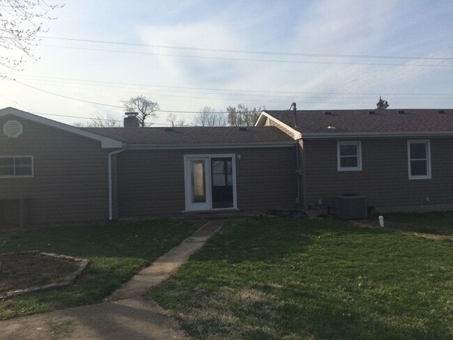 Building Photo - 1358 Pottery Rd