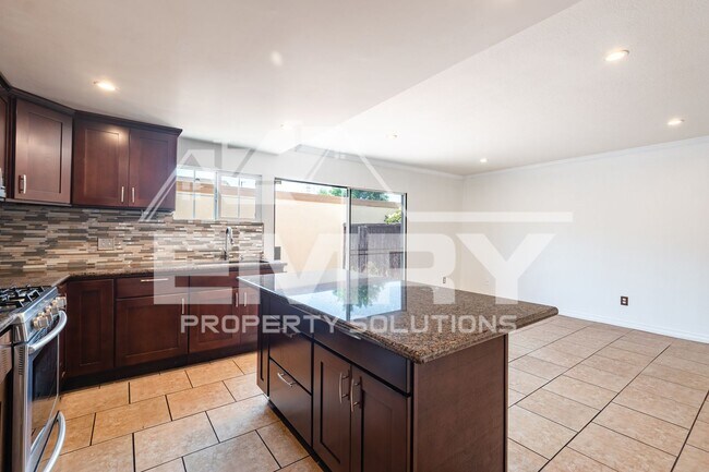 Building Photo - 9781 Karmont Ave